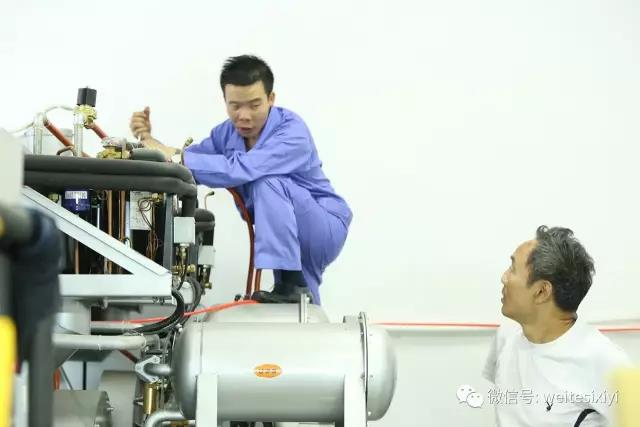 干洗機設備選擇威特斯干洗加盟