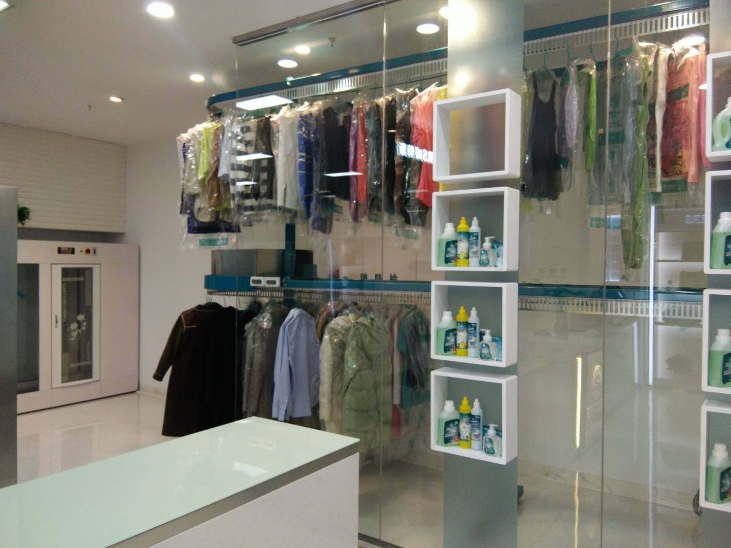 開(kāi)一個(gè)大型干洗店成本需要多少?原來(lái)只要這么多