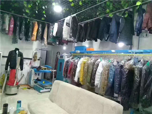 開洗衣店利潤怎么樣？洗衣店加盟收入高