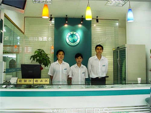 一般開個干洗店需要多少成本