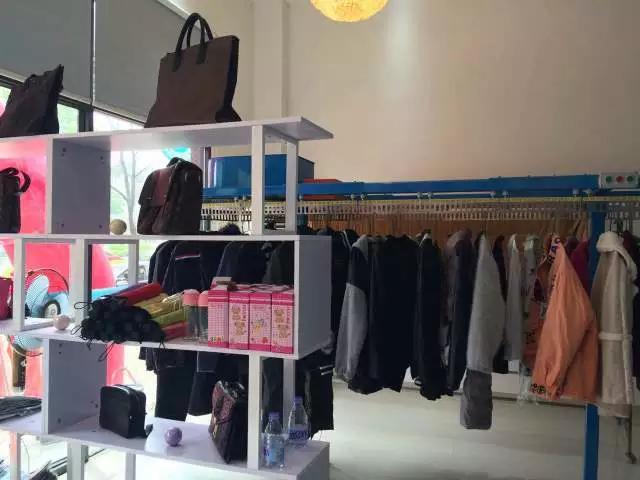 在小區(qū)開威特斯干洗店賺錢嗎